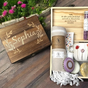 Coffret cadeau d'anniversaire personnalisé pour femme | Cadeau douillet pour prendre soin de vous pour votre meilleure amie et meilleure amie au travail | Câlin dans une boîte | Panier cadeau d'encouragement