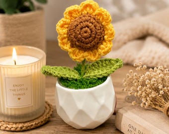 Crochet Sunflower in Pot, Handmade Flower Decor, Forever Flower Gift, Desk Decor, Office Decor, Housewarming Gift