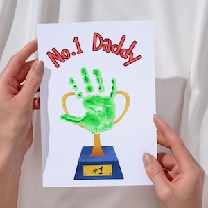 Carte-cadeau personnalisée imprimable pour la fête des pères avec empreinte de main pour papa et papa