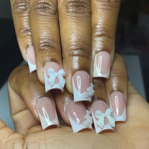 Classic French Press on nails/ Small square nails