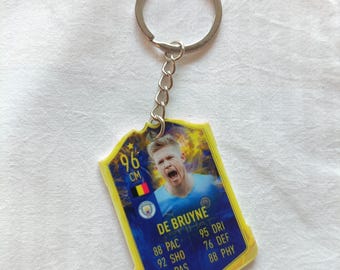 Kevin De Bruyne Manchester City fotbollskort nyckelring | Fotbollspresent till honom | Akrylnyckelring | Belgisk mittfältare | Premier League-present