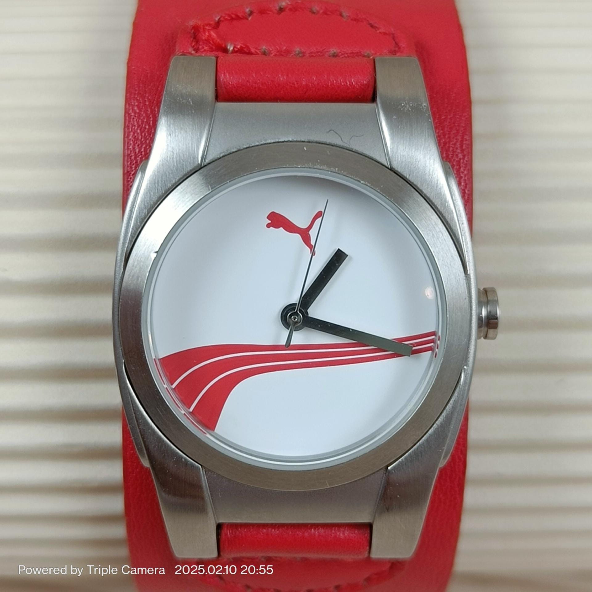 Relógio Feminino Puma: Tom Prateado, Pulseira de Couro Rosa (27 mm