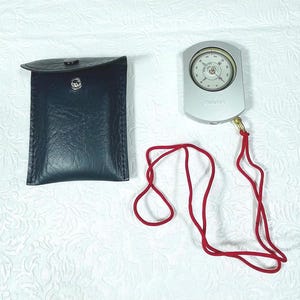 Vintage Suunto KB-14/360 R Hand-Bearing Compass