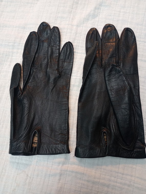 Small black leather gloves- size small - image 2