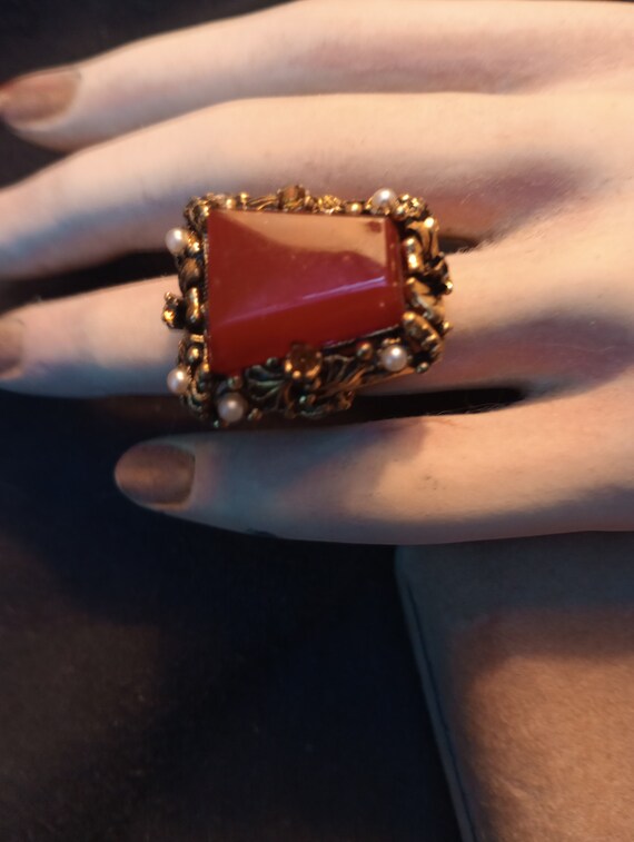 Adjustable ring with large stone - image 1