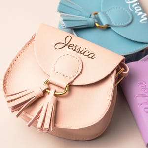 Porte-monnaie à pampilles monogrammé personnalisé | Sac à bandoulière en cuir véritable pour enfants | Premier sac à main personnalisé pour fille | Cadeau souvenir baby shower | Cadeaux pour enfants