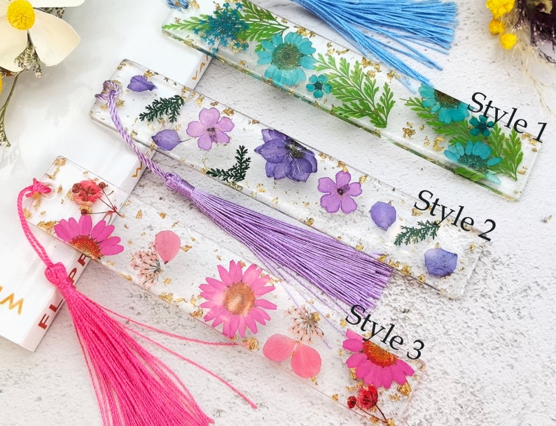 Birth Flower Resin BookmarkDaisy Wildflower Resin BookmarkCustom Pressed Flower BookmarkBookmark for WomenBook Lover GiftGift for mum zdjęcie 3