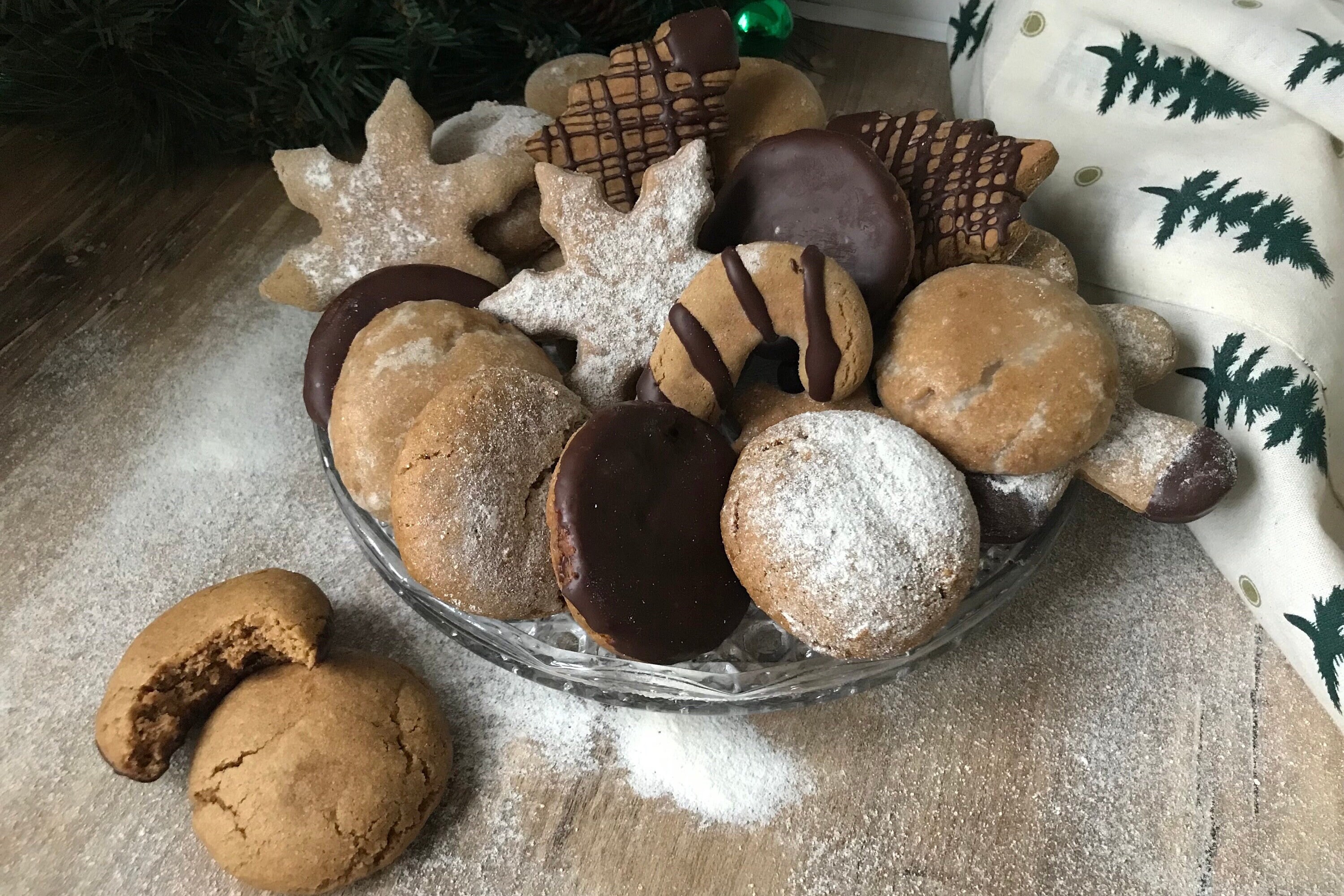 Lebkuchen Vegan German Christmas Cookies Vegan Gingerbread Elisen
