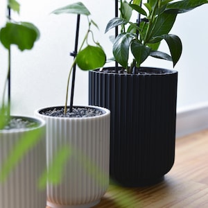 Ribbed Planter Pot with Drainage Liner | Modern Minimalist Indoor Plant Container