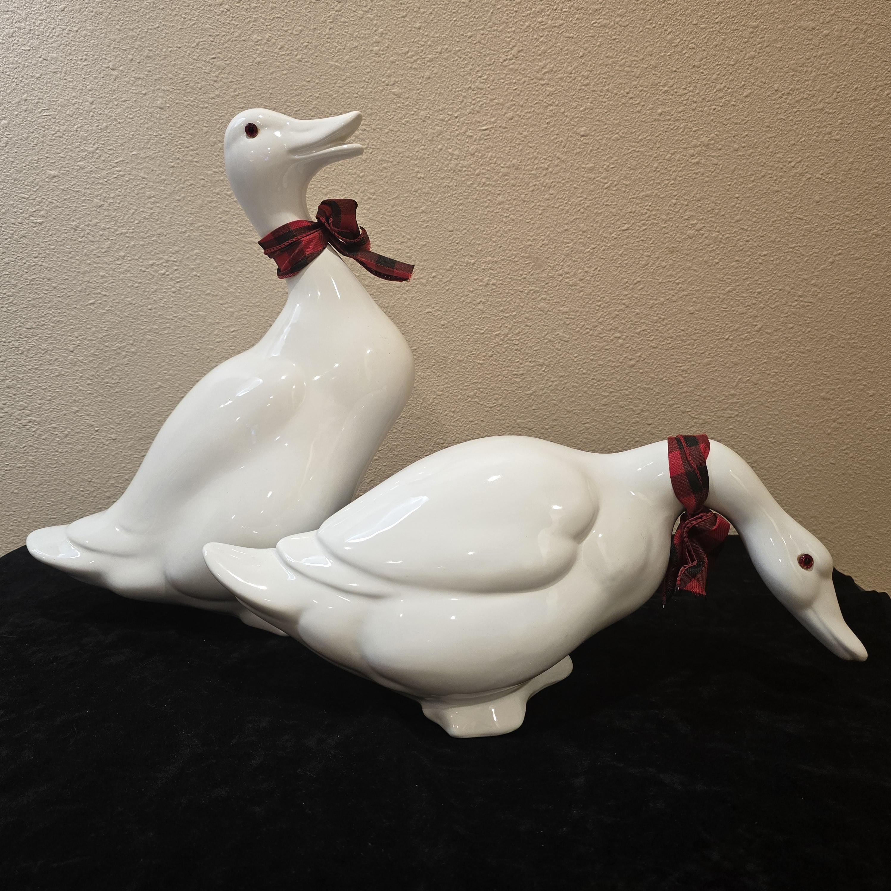 Human Made Duck Glass Figurine HM27GD146 Used, for display