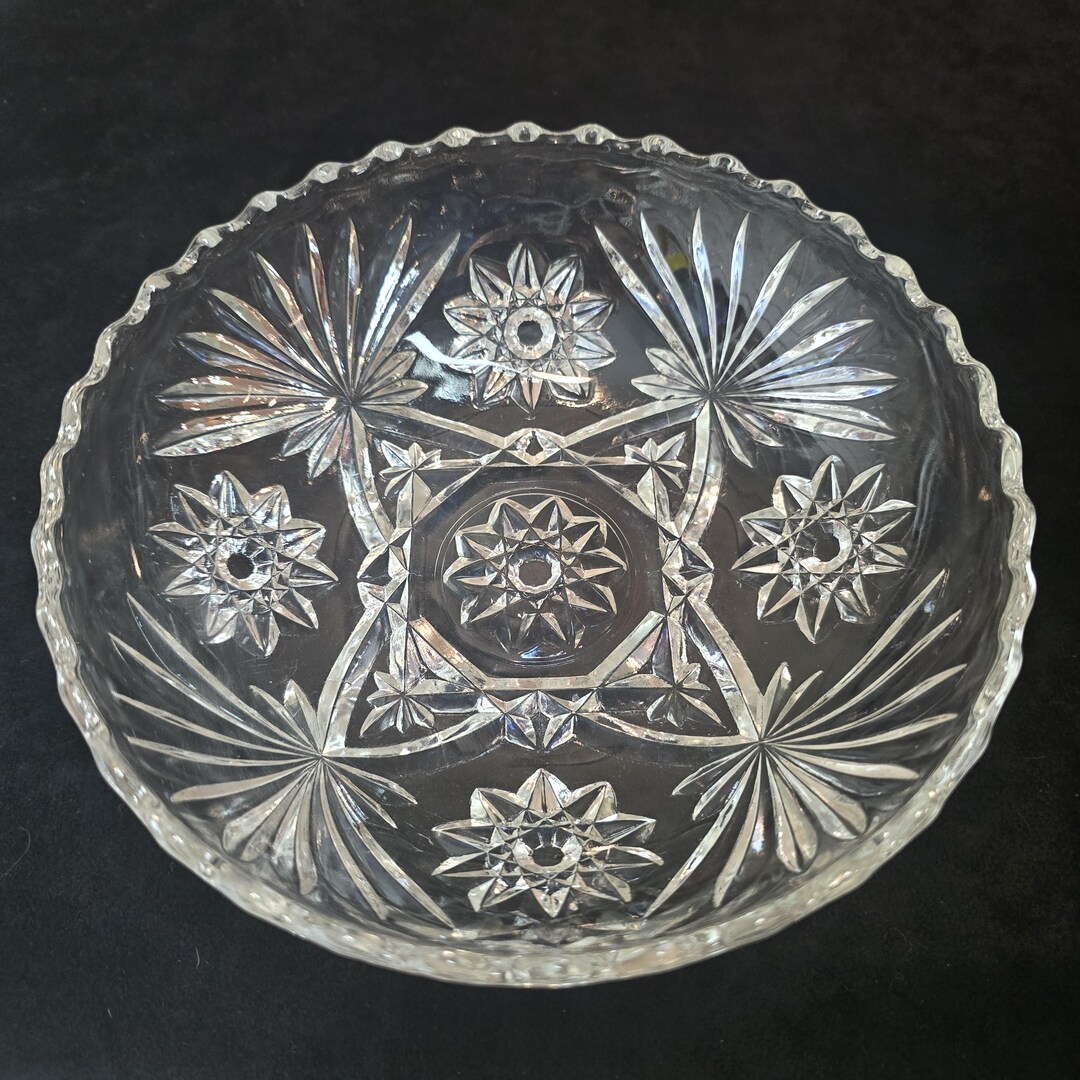 Vintage Anchor Hocking EAPC Serving Bowl, Star of David Pattern, 7