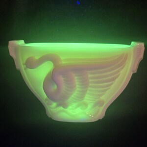 マクベス・エバンス モナックス ミルクガラス リブデザインランプ