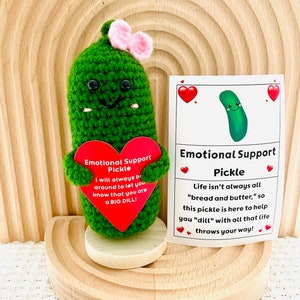 Emotional Support Pickle Cute Positive Crochet Pickle Personalized Crochet Pickle Crochet Ornament Birthday Gift Graduation Gift for Her/Him Red Heart+Pink Bow