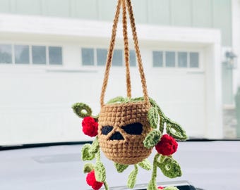 Spooky Skull Plant Halloween Car Rearview Mirror Hanging Decors: Crochet Skull Hanging Plant Rearview Mirror Green Plants Decoration for Her