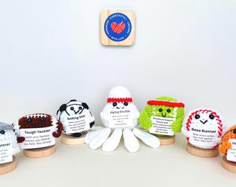 Crochet Amuseable Sports Ball: Positive Gift with Display Stand