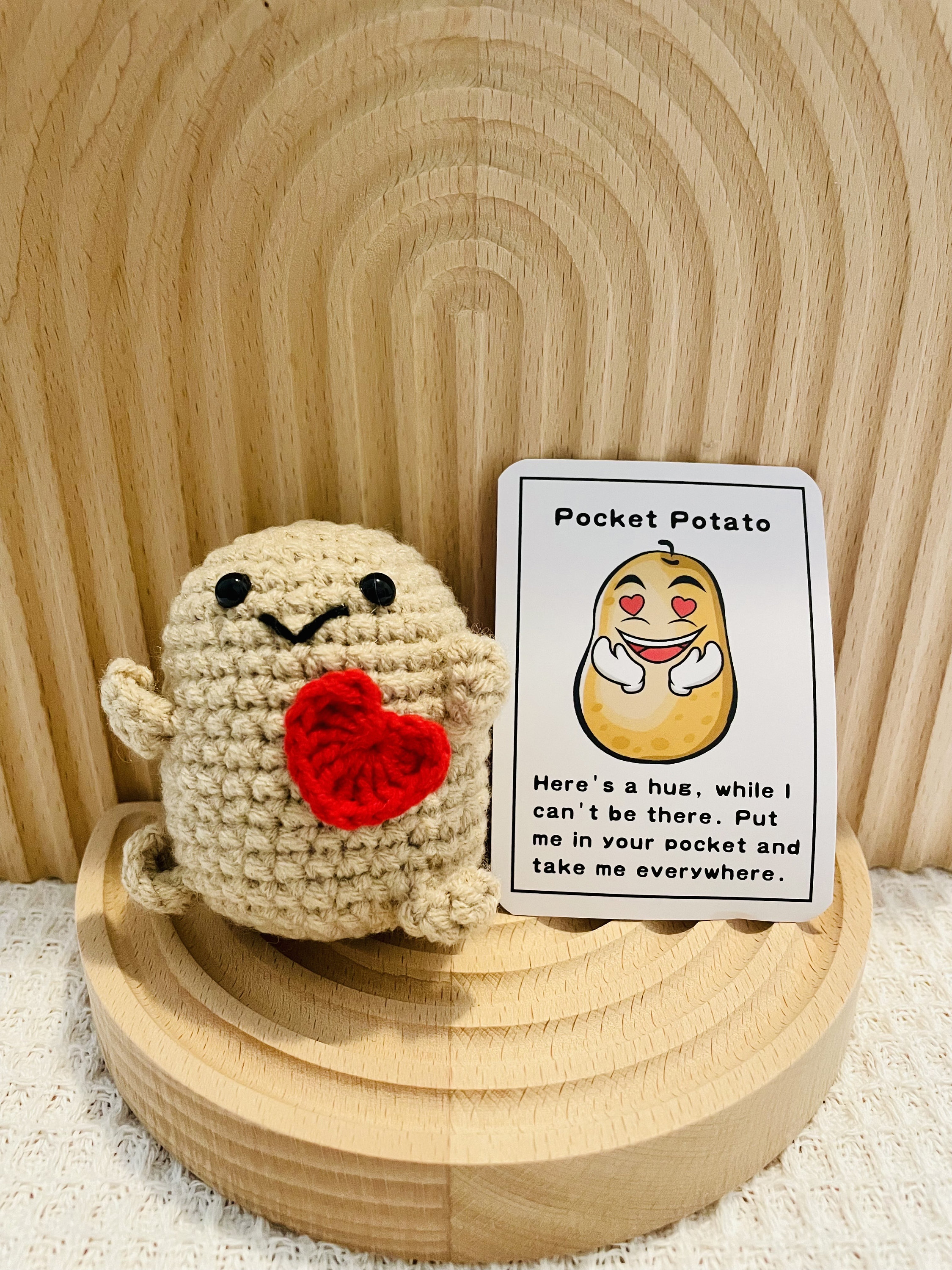 32 Potato Crochet Patterns: Spud Amigurumi, Desk Buddies, Play Food, and Clever Gag Gifts 30 Crochet Pocket Hug Potato: Keychain Pocket Heart Charm