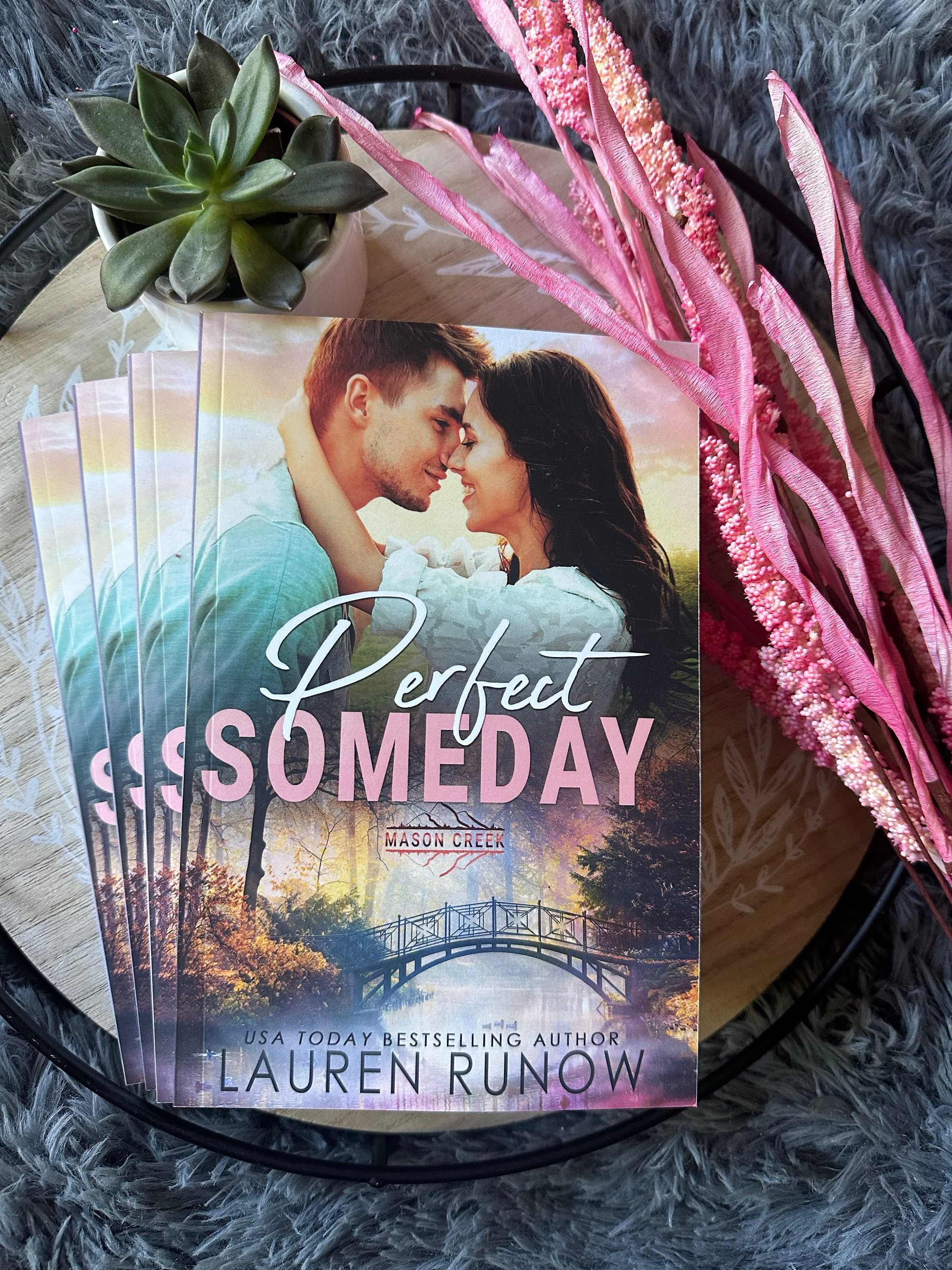 サイン入りロマンス小説 - ローレン・ラノウ著「パーフェクト・ソング」 - Etsy 日本, image size:2250x3000