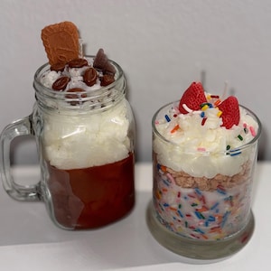 Duftende Sojawachskerze Geburtstagskerze Kaffee Geburtstagskerze Kaffee Weihnachtsgeschenk Dessert Erdbeer Cookie Donuts Macaron Karussell Kerze für Ginkgo Geburtstag