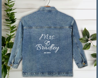 Giacca di jeans personalizzata per matrimonio: regalo di nozze