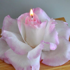 Rose Candle - luxurious gift with a Rose scent