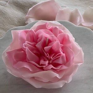 Fantasy Rose Flower Candle I Beeswax Candles I Aesthetic Candles I Unscented candle I Gift candle l Home Decor l Rose candle