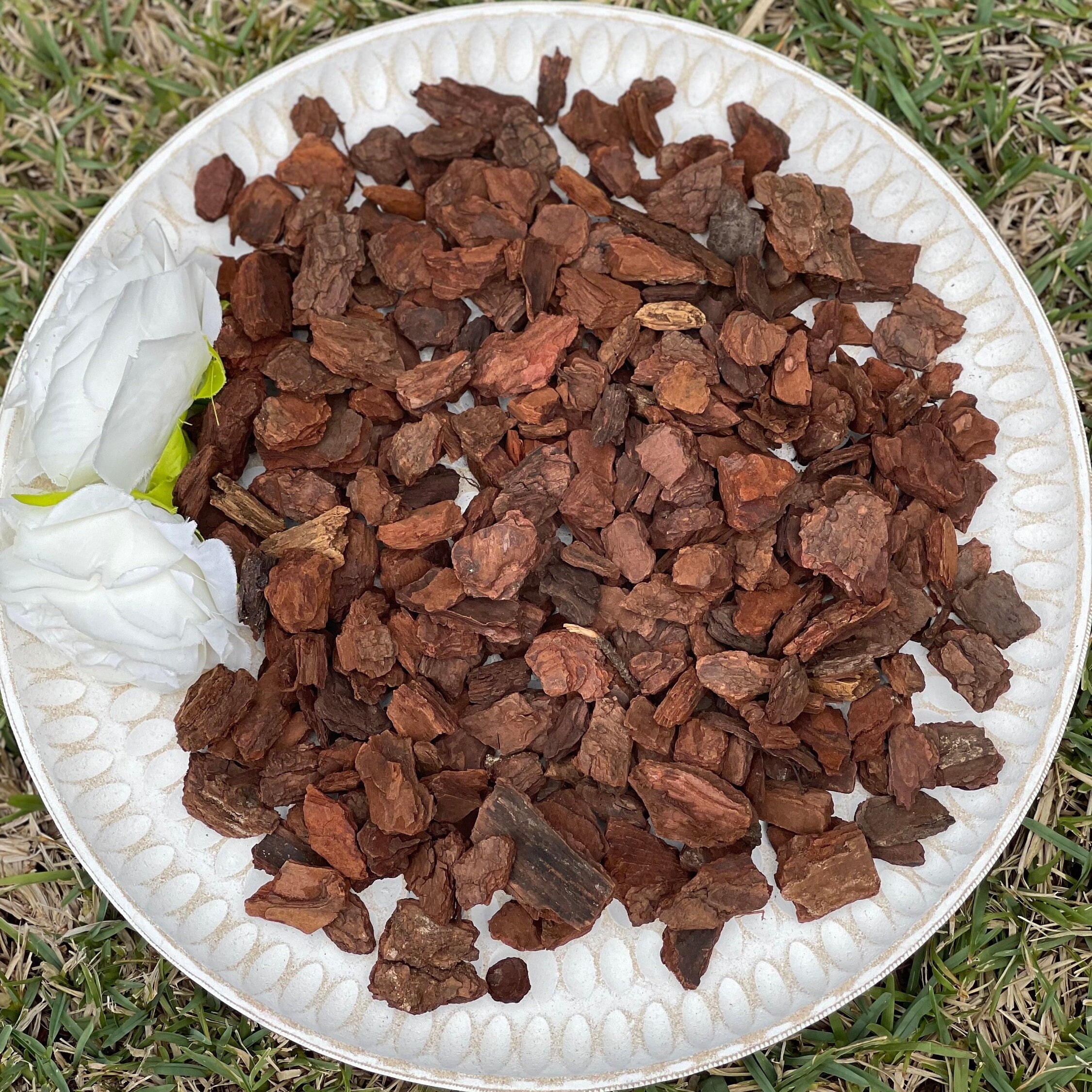 Orchid Pine Premium Mulch Barks Nuggets Sustainably Sourced, Moisture