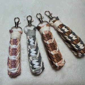 Macrame Keychain, Boho Keychain, Macrame Accessories, Macrame Keyring