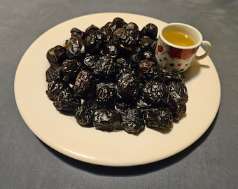 Premium Organic Ajwa Dates.