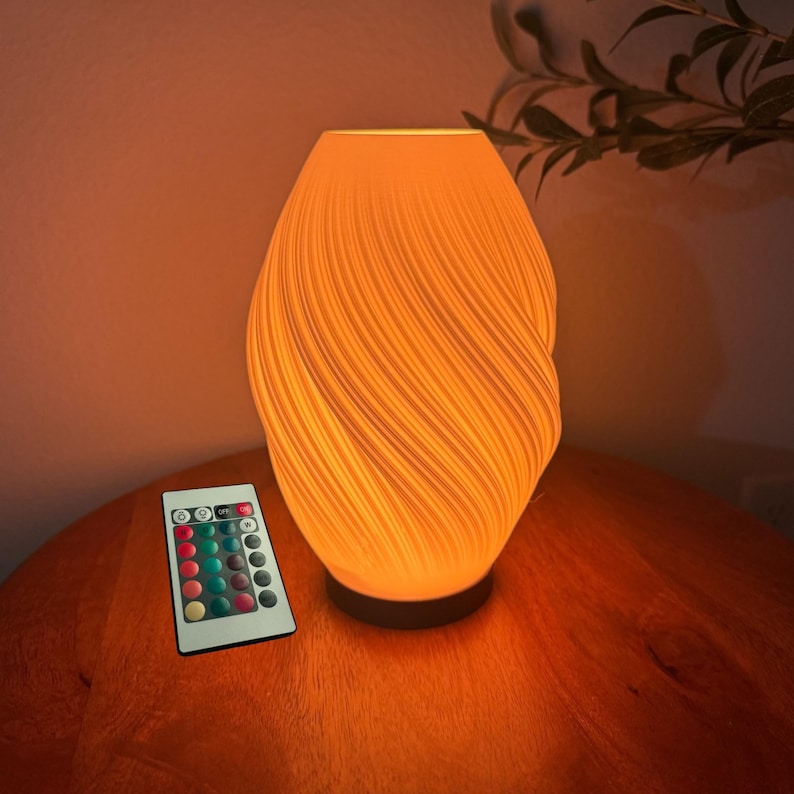 Lámpara de ondas moderna y acogedora - Luz nocturna LED regulable de 15 colores - Lámpara de mesa con alimentación USB, interruptor y luz ambiental remota - Decoración del hogar