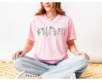 Comfort Colors Botanical T-Shirt: Minimalist Wildflower Line Art