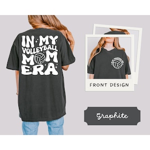 Komfortfarben Beachvolleyball Mom Era Shirt: Retro Game Day Tee