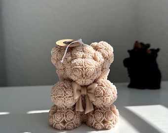 Floral Bear Candle: Handcrafted Soy Wax, Elegant Home Decor