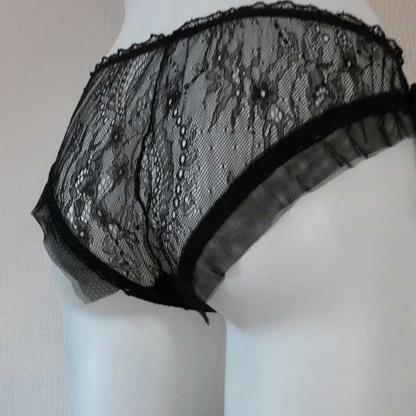 Culotte bloomer en dentelle noire et tulle