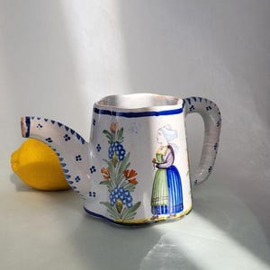 Antique Quimper Teapot: Hand-Painted Breton Design, Porquier Factory (1895-1903)