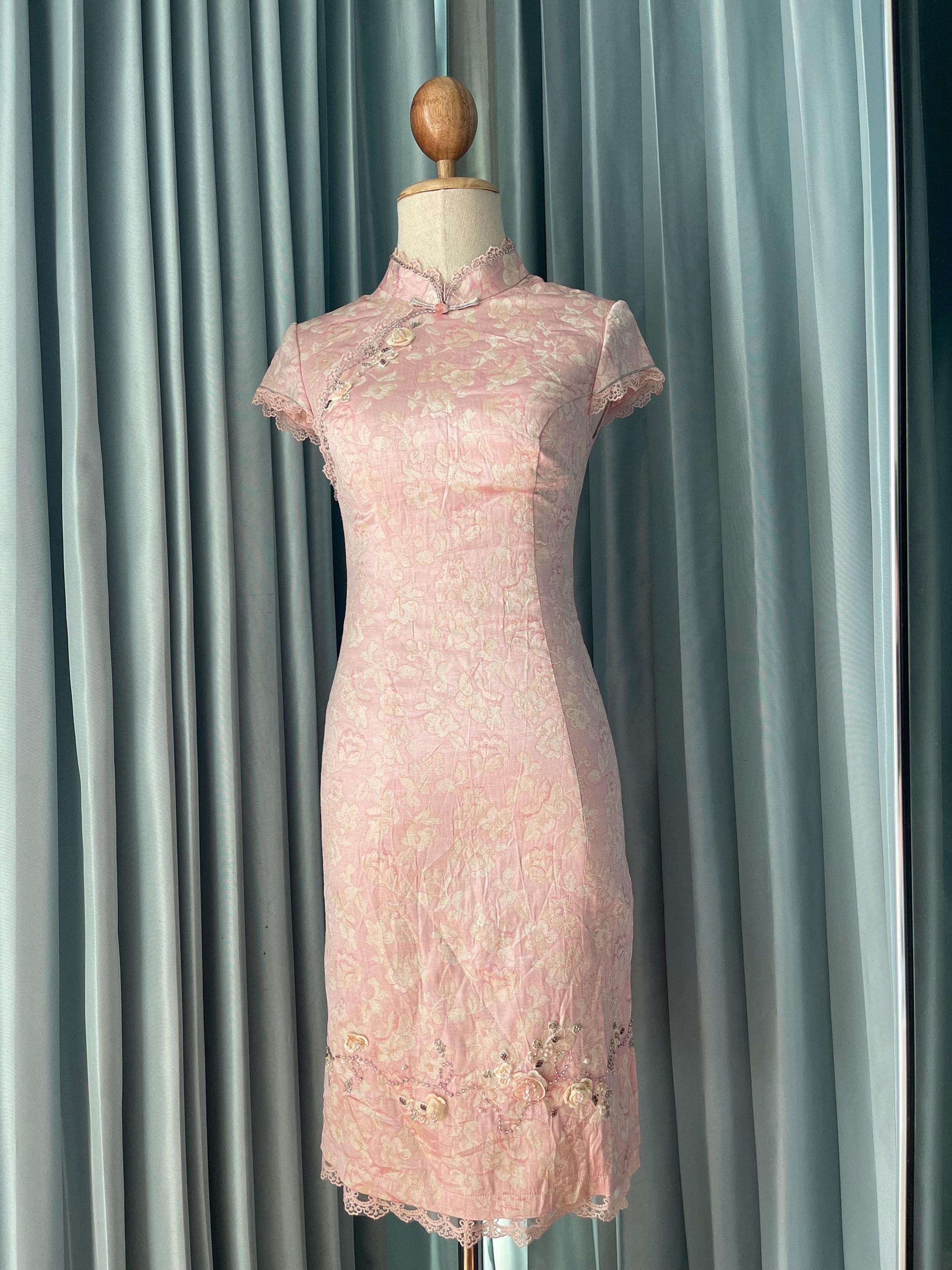 scallop lace midi dress Scallop Lace Shawl Column Midi Dress Cream – Roland Mouret main image 0