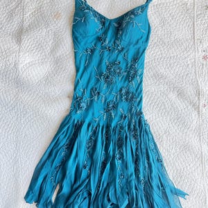 SUE WONGホルターネック シルバー シルクドレス パーティービーズ装飾 2 Sue wong dress - Etsy 日本