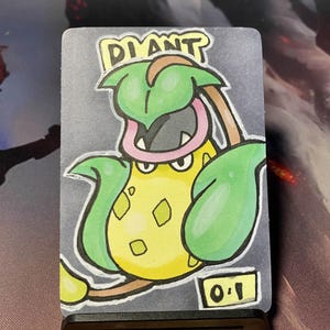 Ficha de planta de Magic: The Gathering de Pokémon Victreebell dibujada a mano / Tarjeta con arte personalizado de MTG / Compatible con fundas estándar