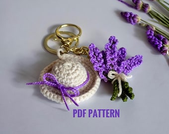 Wzór na szydełkowy brelok z motywem lawendy i Prowansji, czapka DIY, wiosna lato, amigurumi, łatwy wzór na prezent dla niej, bukiet lawendy