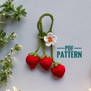 Gehäkelte Erdbeere Schlüsselanhänger Muster PDF Häkeln Pflanze Blumen Geschenk für sie Tasche Dekor Niedliches Amigurumi Schlüsselanhänger Pflanze Häkeln Muster