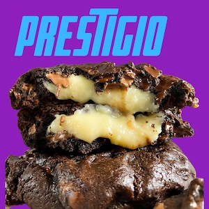 Receta de galletas de coco y doble chocolate, galletas caseras, recetas de panadería, recetas gourmet, galletas rellenas, galletas rellenas gourmet, estilo NY