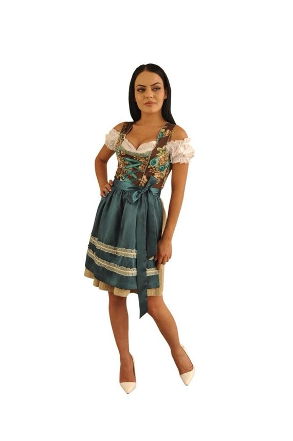 Dirndl costumes deals