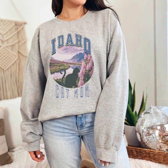 Idaho Cat Mom sweatshirt, States crewneck, moving away present for-her, cat mama gift, collegiate style sweater-shirt