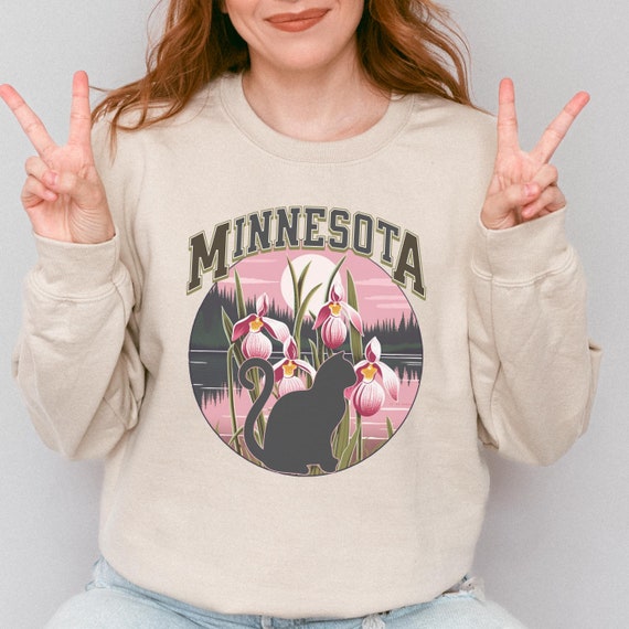 Minnesota Cat Lover Sweatshirt, States crewneck, moving away present for-her, cat mom dad gift, collegiate style sweater-shirt