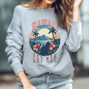 Hawaii Cat Mom sweatshirt, States crewneck, moving away present for-her, cat mama gift, collegiate style sweater-shirt Sport Grey