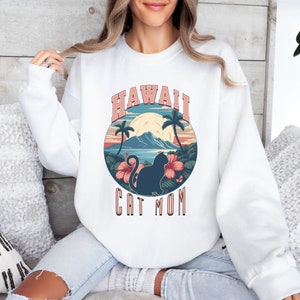 Hawaii Cat Mom sweatshirt, States crewneck, moving away present for-her, cat mama gift, collegiate style sweater-shirt White