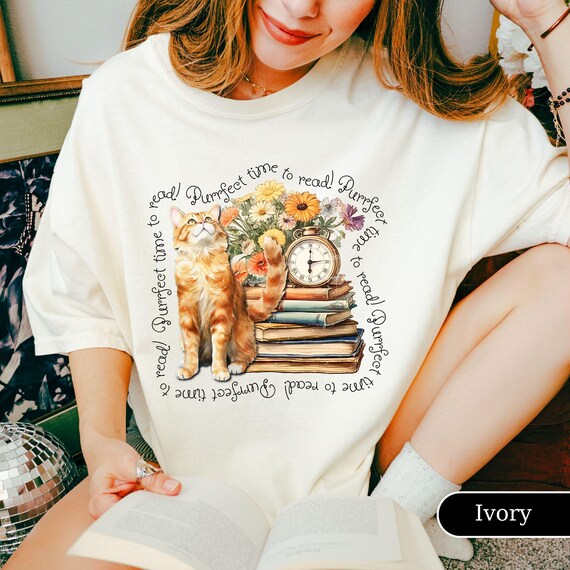 Orange Tabby Cat Book Lover Comfort Colors® Garment-Dyed Tee, Purrfect Time To Read, Vintage Clock Design, Gift for Bookworm, Cat Mom, Book