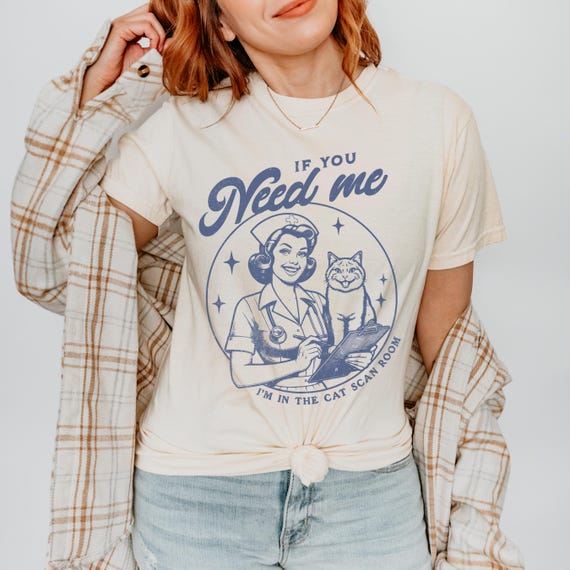 Vintage Funny Nurse Cat T-Shirt: Retro Medical Apparel