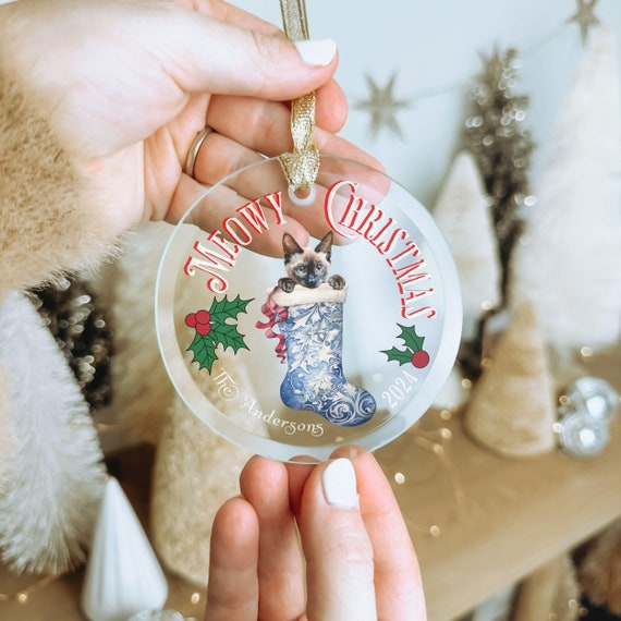 Personalized Holiday Cat Glass Ornament, Custom Siamese Kitten Christmas Decor, Pet Lover Gift, Festive Tree Decoration, Cute Holly