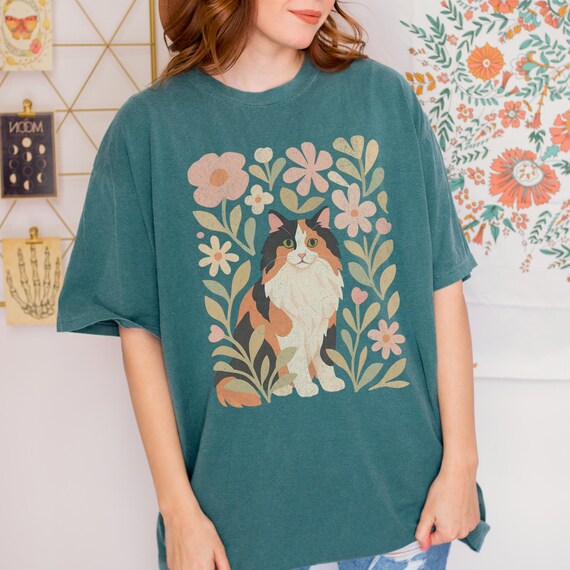 Boho Calico Cat Tee, Floral Cat Shirt, Comfort Colors 1717, Retro Cottagecore Cat Lover Gift, Aesthetic Pet Mom Shirt, Fall Style