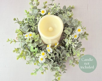 White Daisy Eucalyptus Candle Ring Faux Spring Candle Accent for Party Wedding Occasion Decor Gift idea for Mom new homeowner decoration